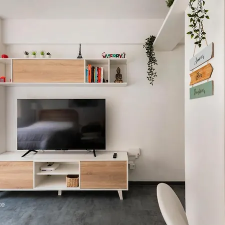 Le Studio. Unico, Acogedor Y En El Centro De Vigo.